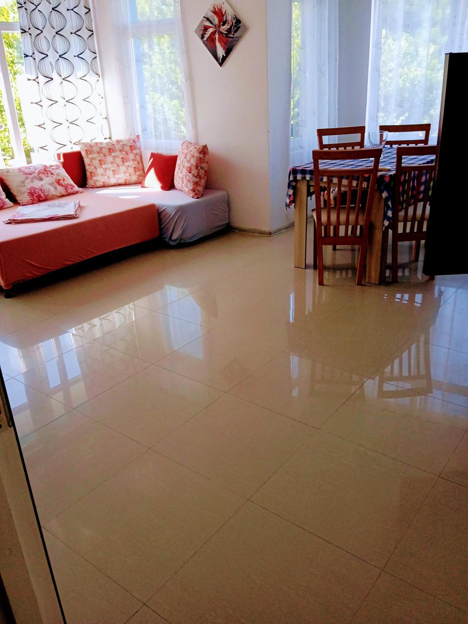Vip Apart Svetlana Равда Экстерьер фото