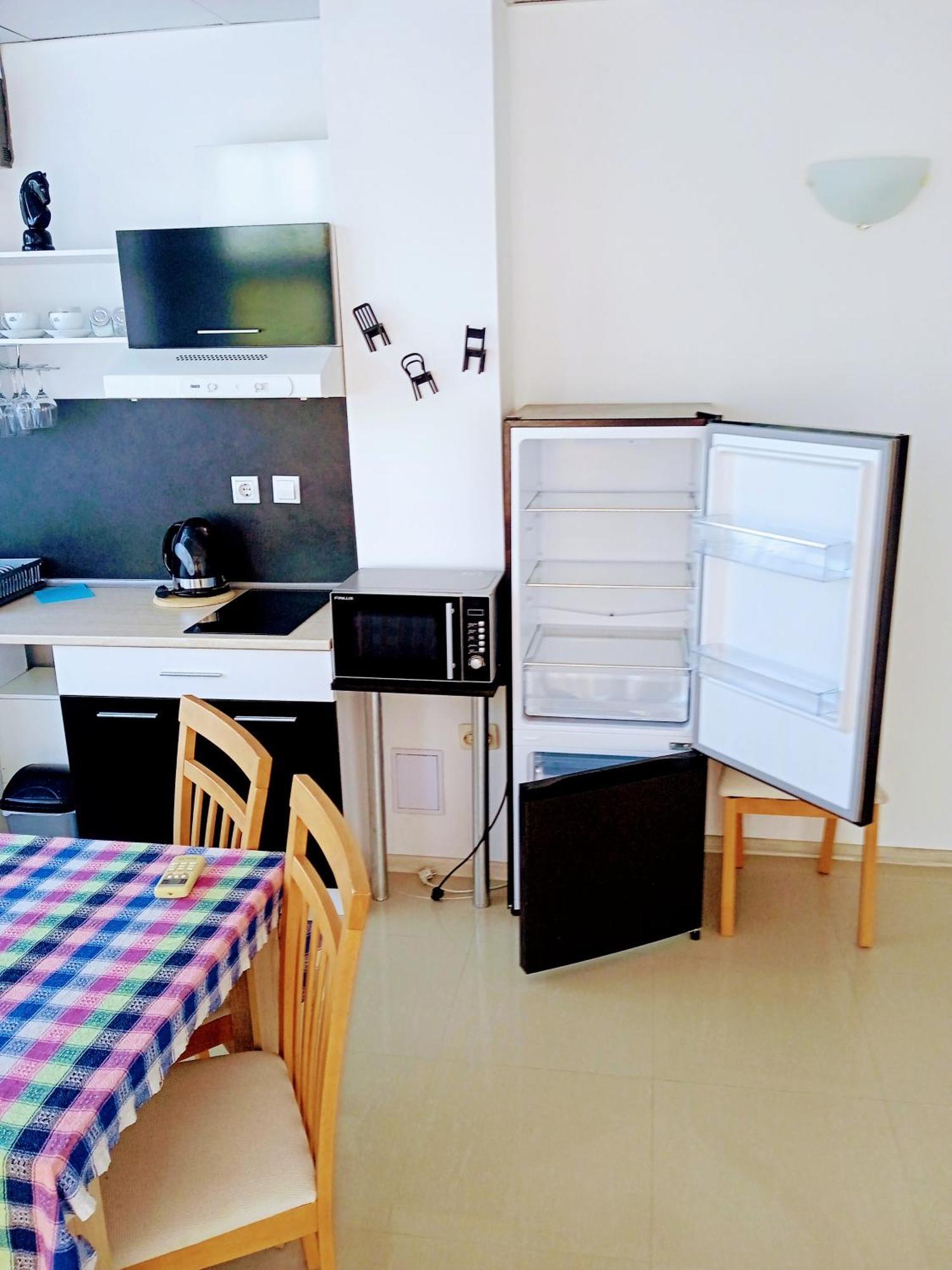 Vip Apart Svetlana Равда Экстерьер фото