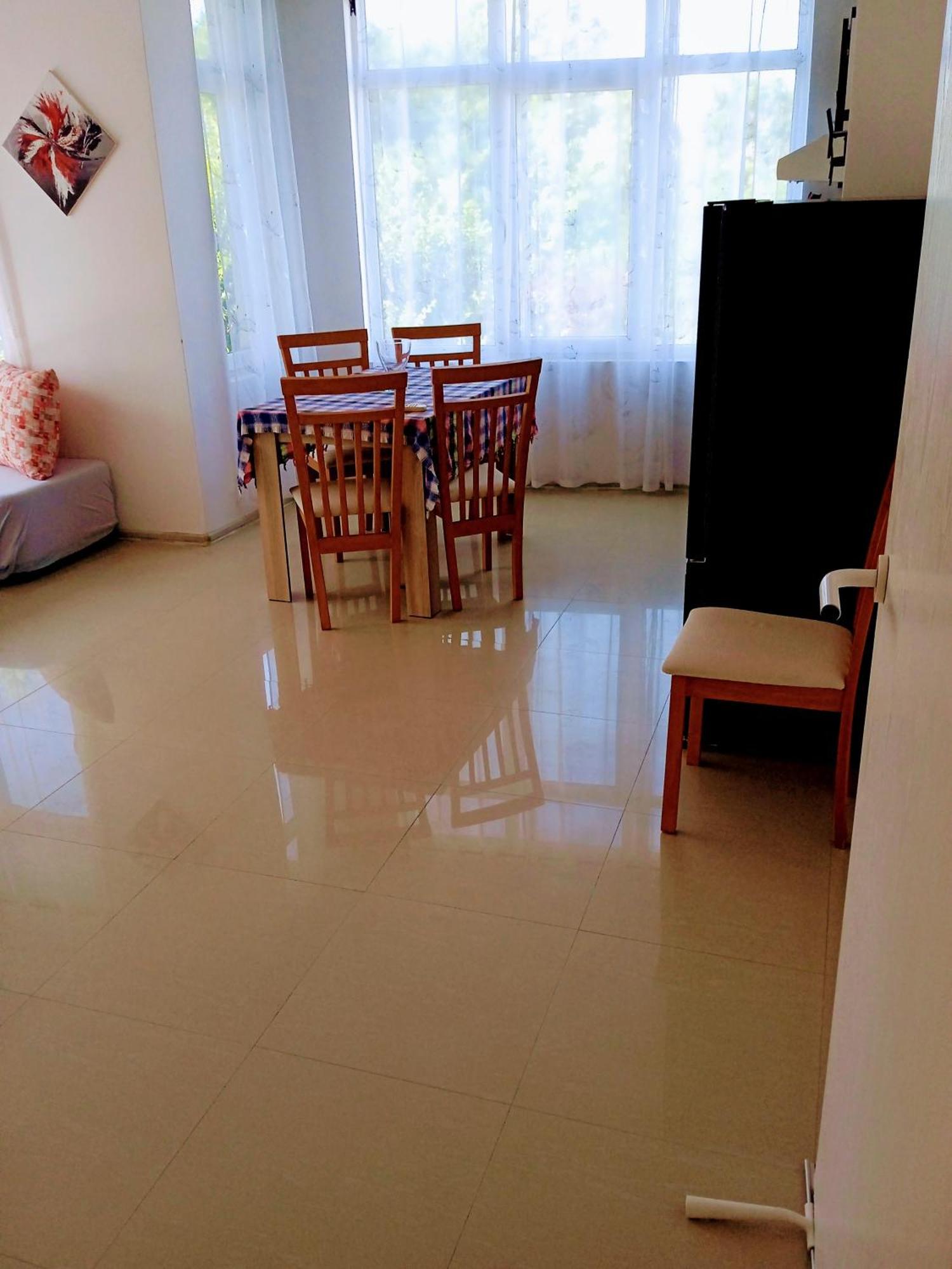 Vip Apart Svetlana Равда Экстерьер фото